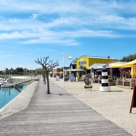 Ferienhaus St. Pierre D'oleron 141s * 라코티니에르
